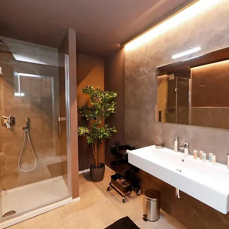 Post Industrial Loft Trastevere - Collection